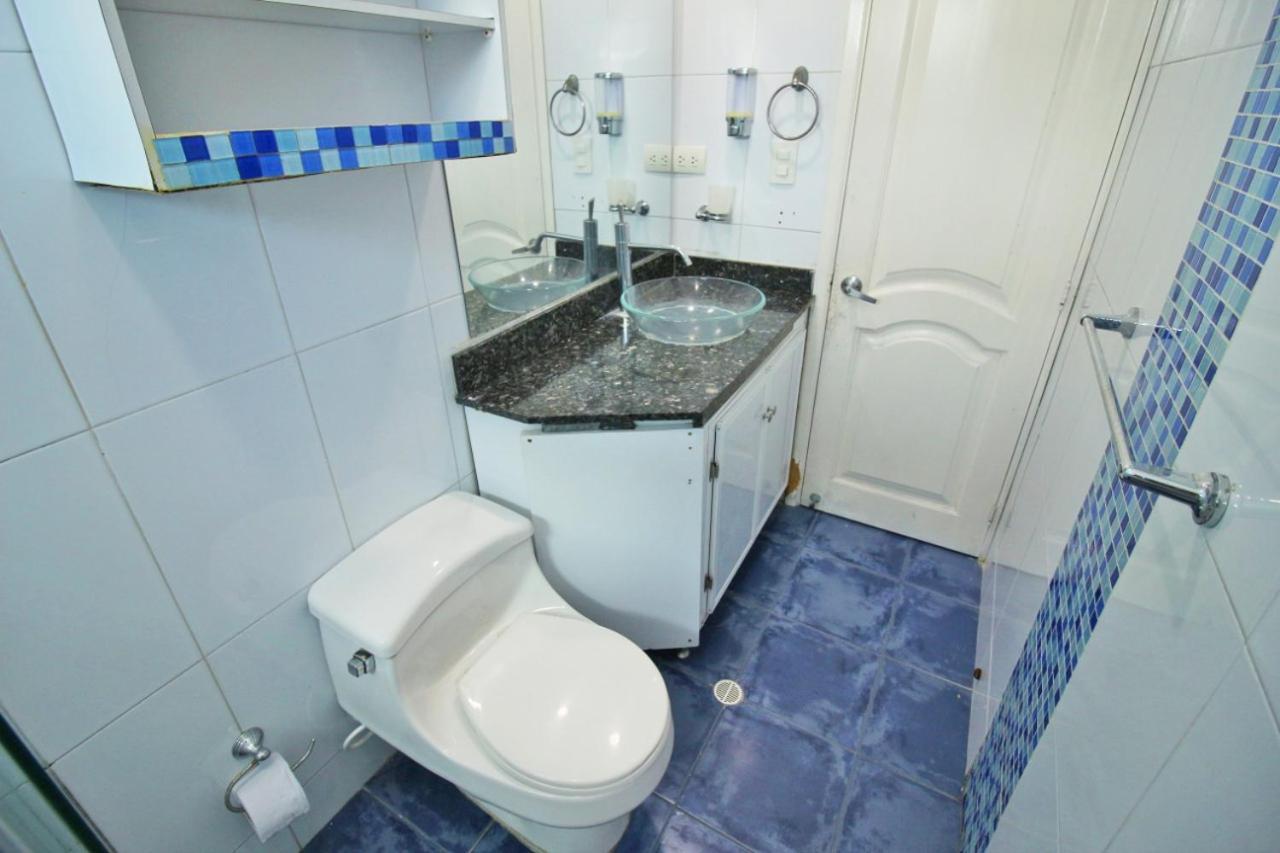 De 3 Habitaciones, 1103 *